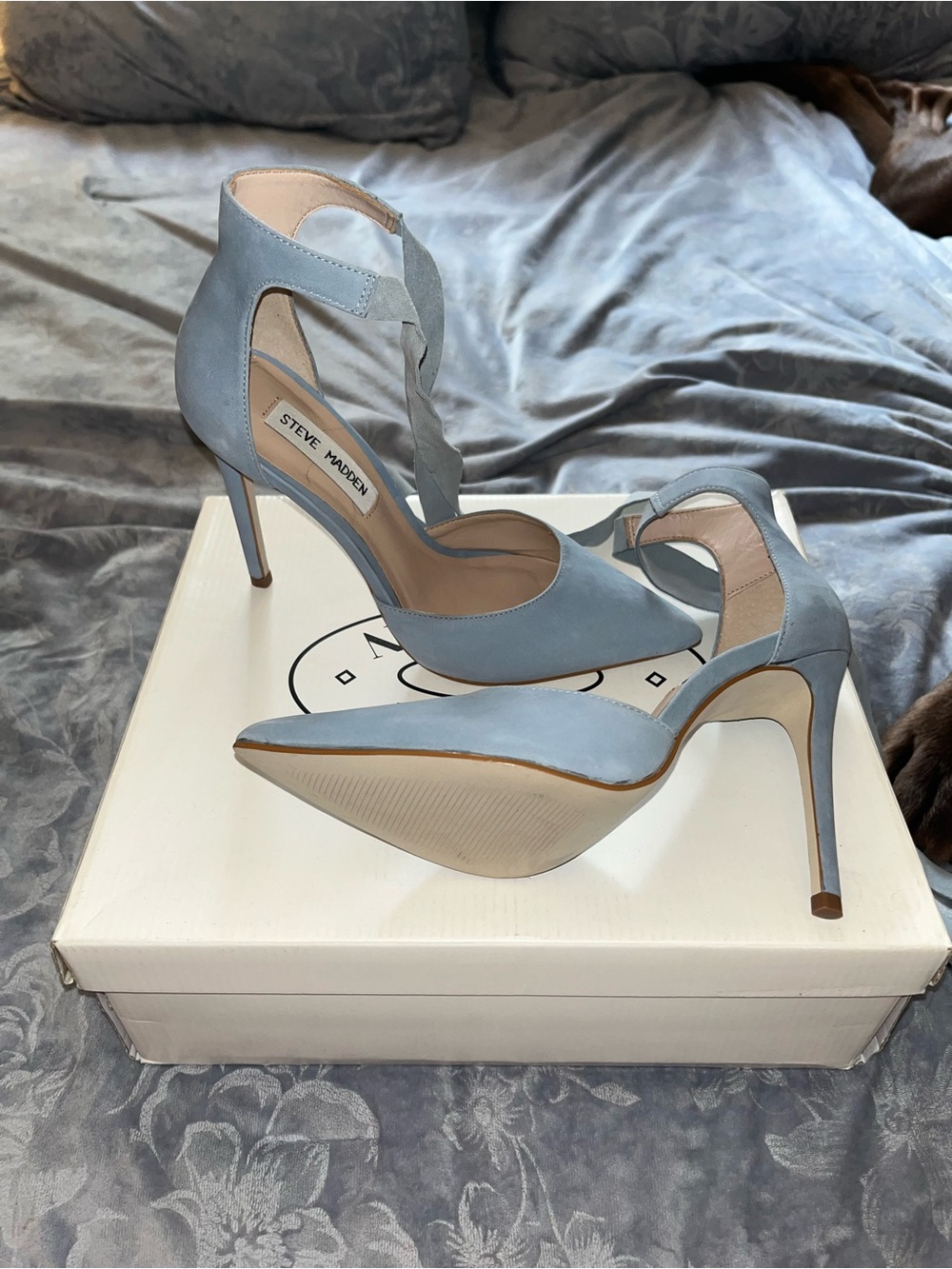 Steve Madden Women's Light Blue Suede Pointed-Toe Stiletto Heels